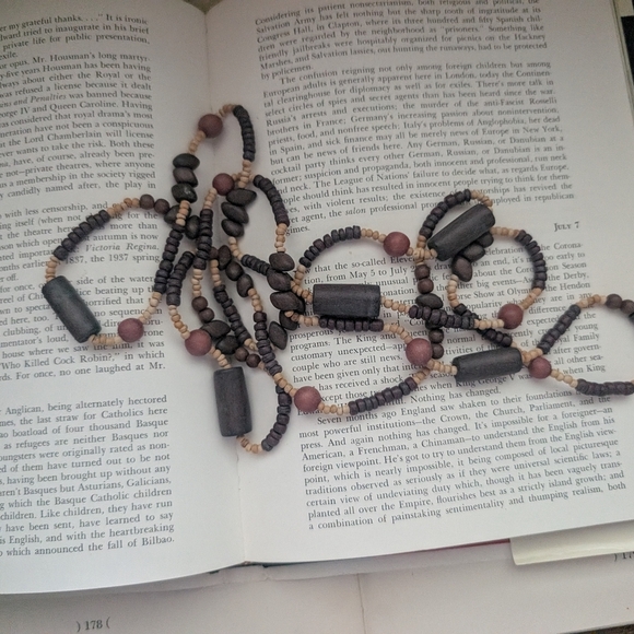 Purple and Pink Beaded Necklace - Picture 6 of 7